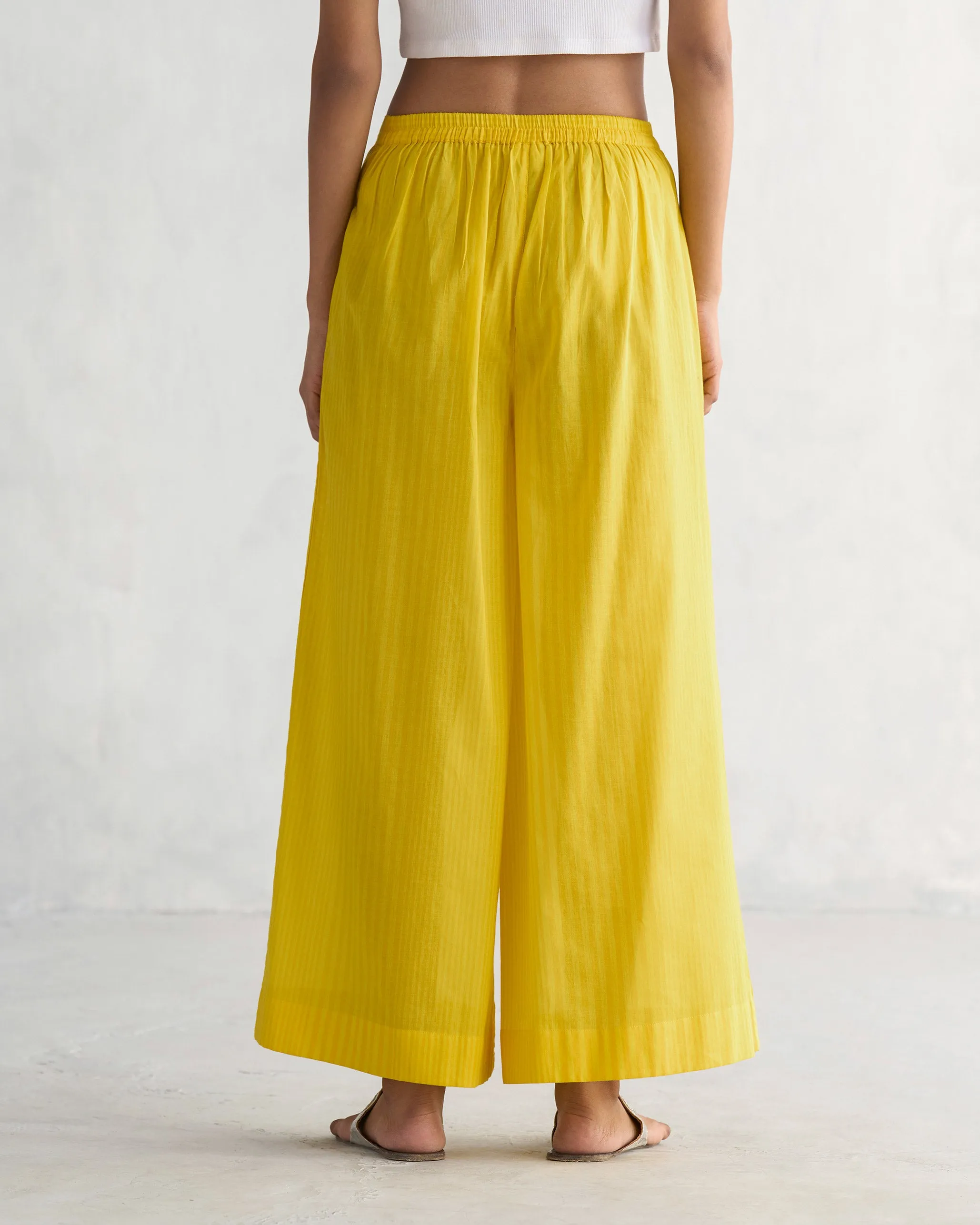 Basic Pyjamas - Yellow