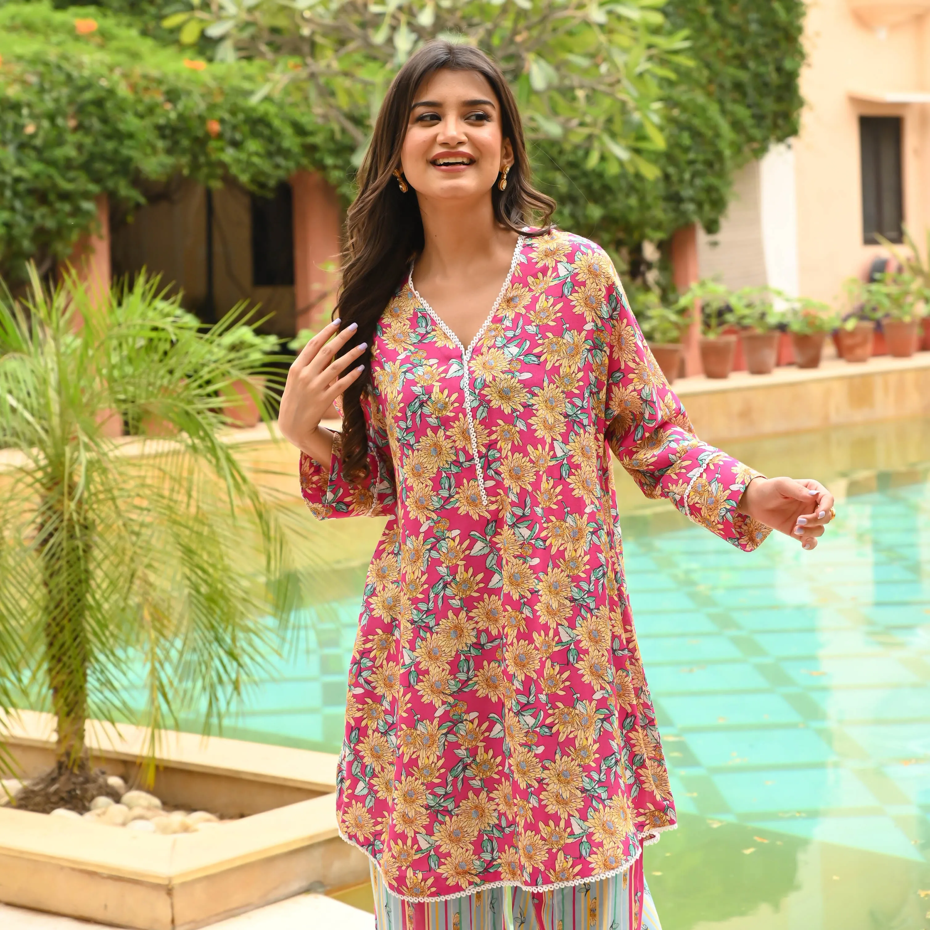 Bunaai Twinning Floral Stripe Kurta Set