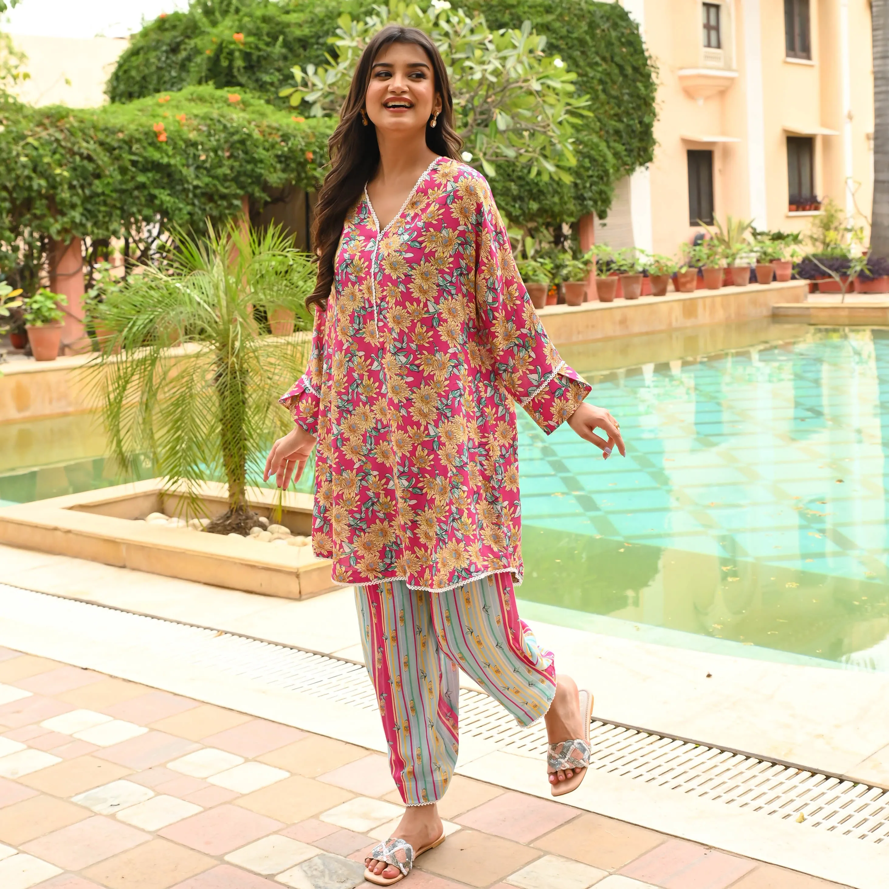 Bunaai Twinning Floral Stripe Kurta Set