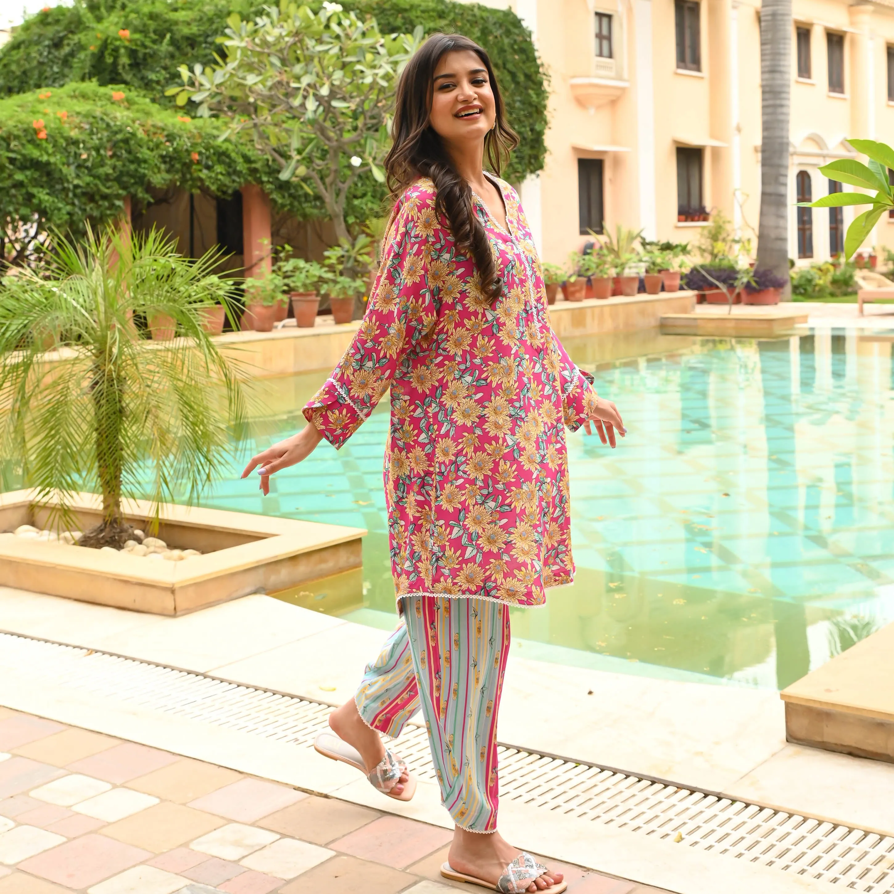 Bunaai Twinning Floral Stripe Kurta Set