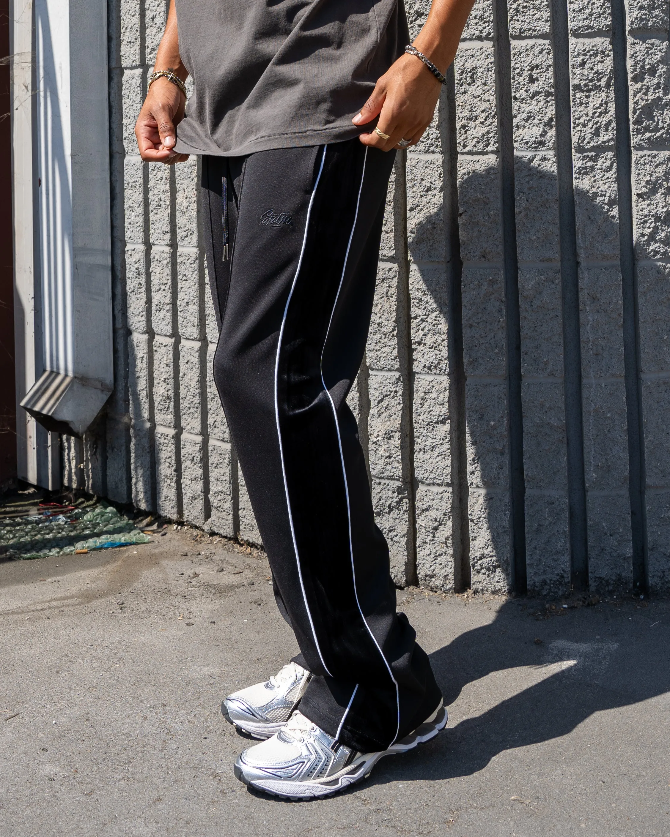 EPTM VELOUR PIPING TRACK PANTS - BLACK