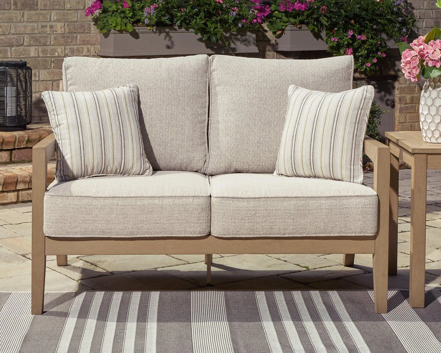 Hallow Creek Outdoor Loveseat with Cushion