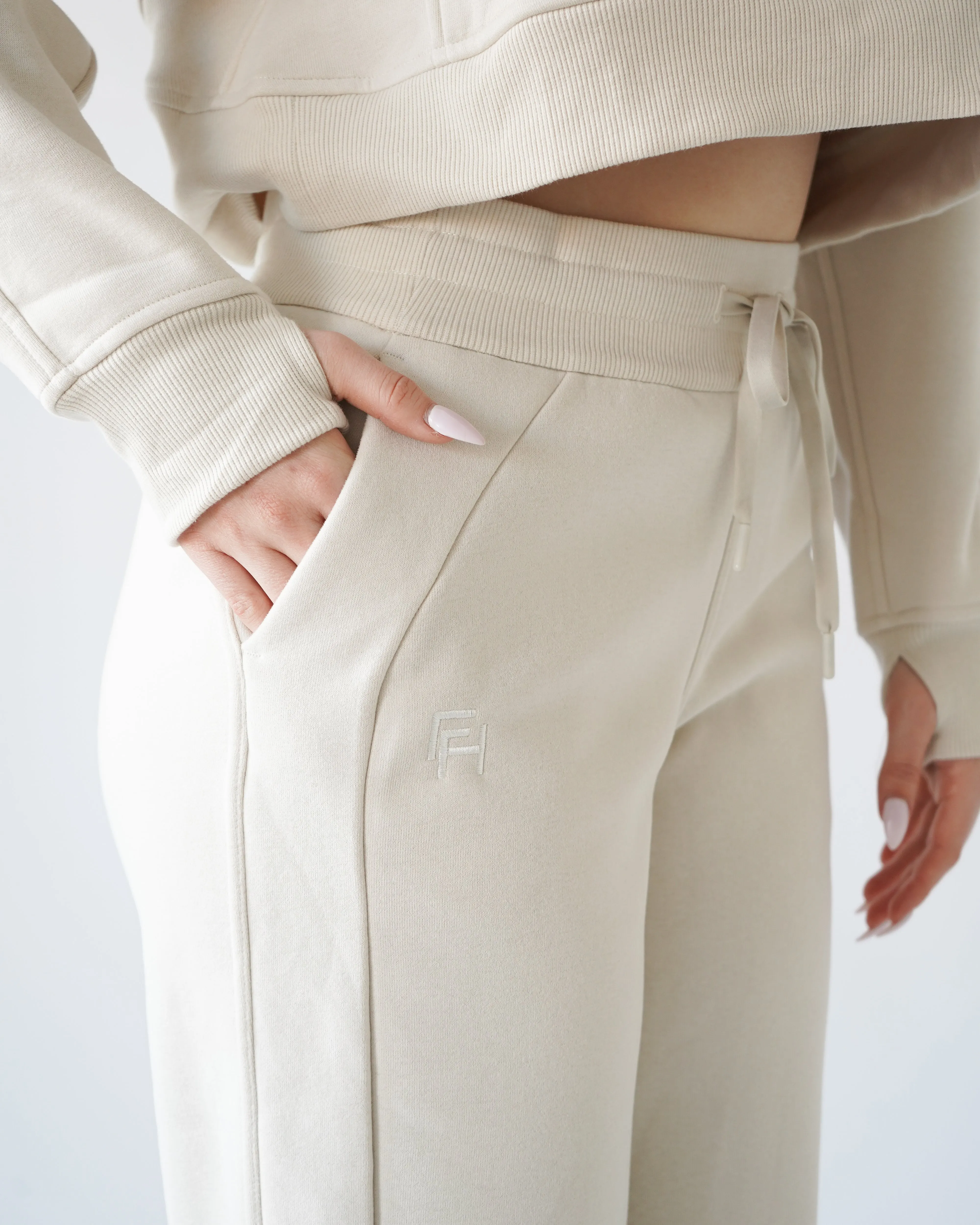 Lounge Straight-leg Sweatpants - Cream