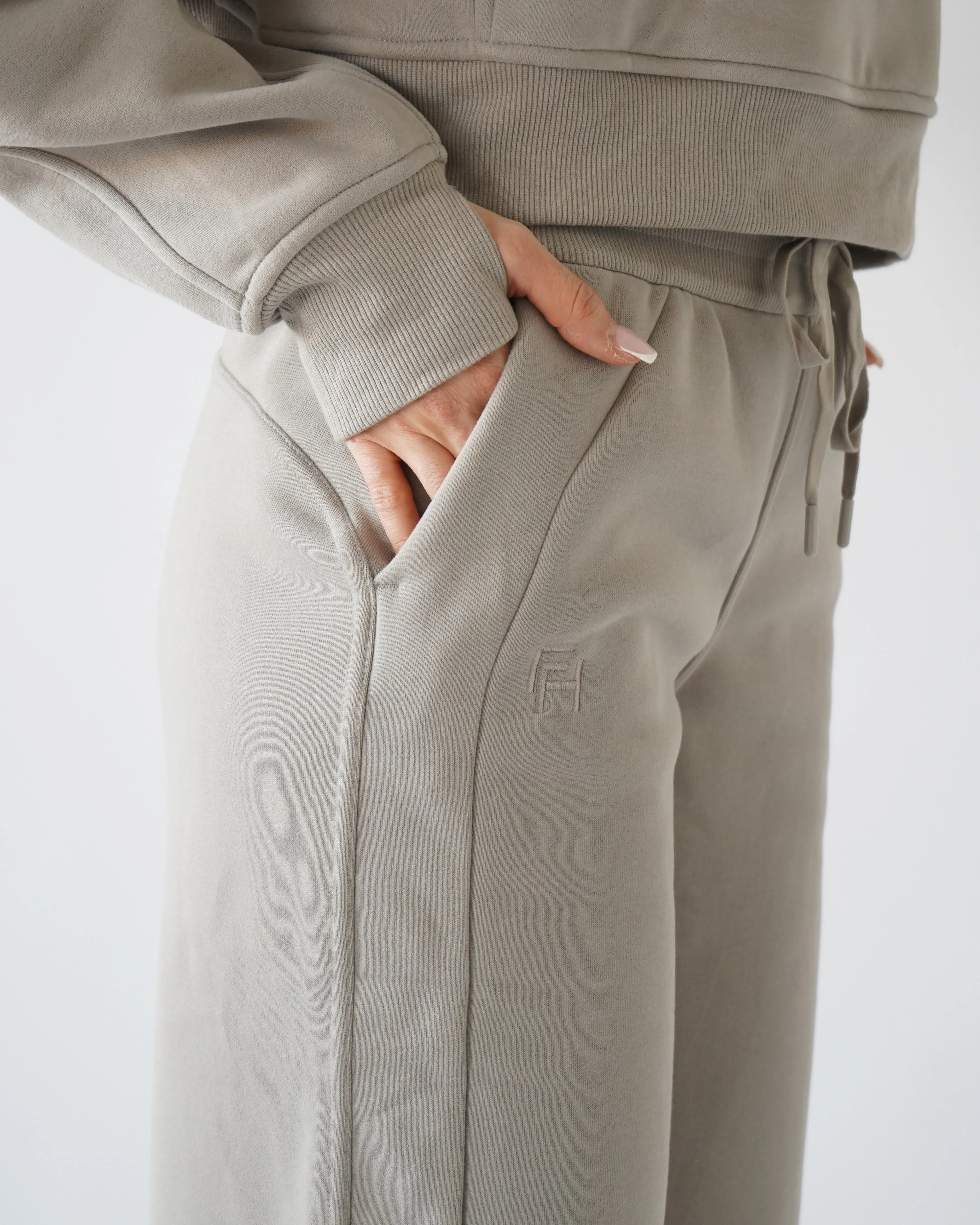 Lounge Straight-leg Sweatpants - Taupe