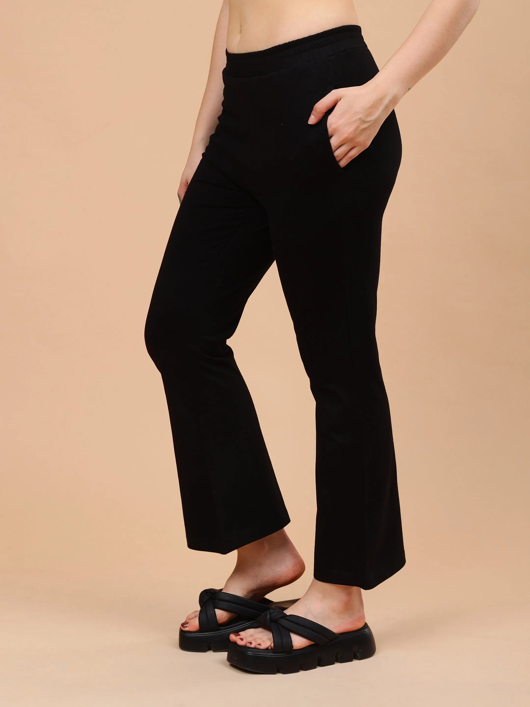 PRO MID RISE FLARE BOTTOMS