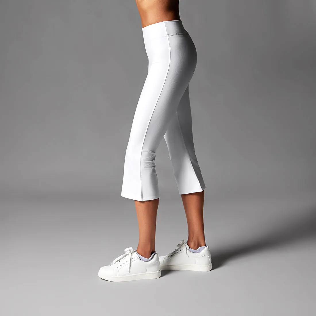 TaviSculpt™ High Waisted Crop Flare Leggings