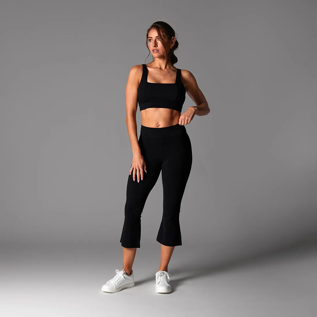 TaviSculpt™ High Waisted Crop Flare Leggings