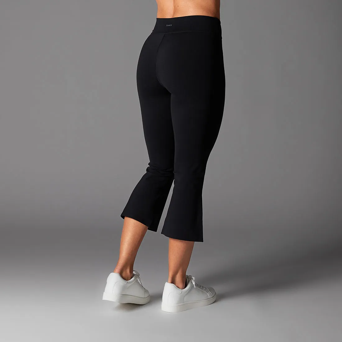 TaviSculpt™ High Waisted Crop Flare Leggings