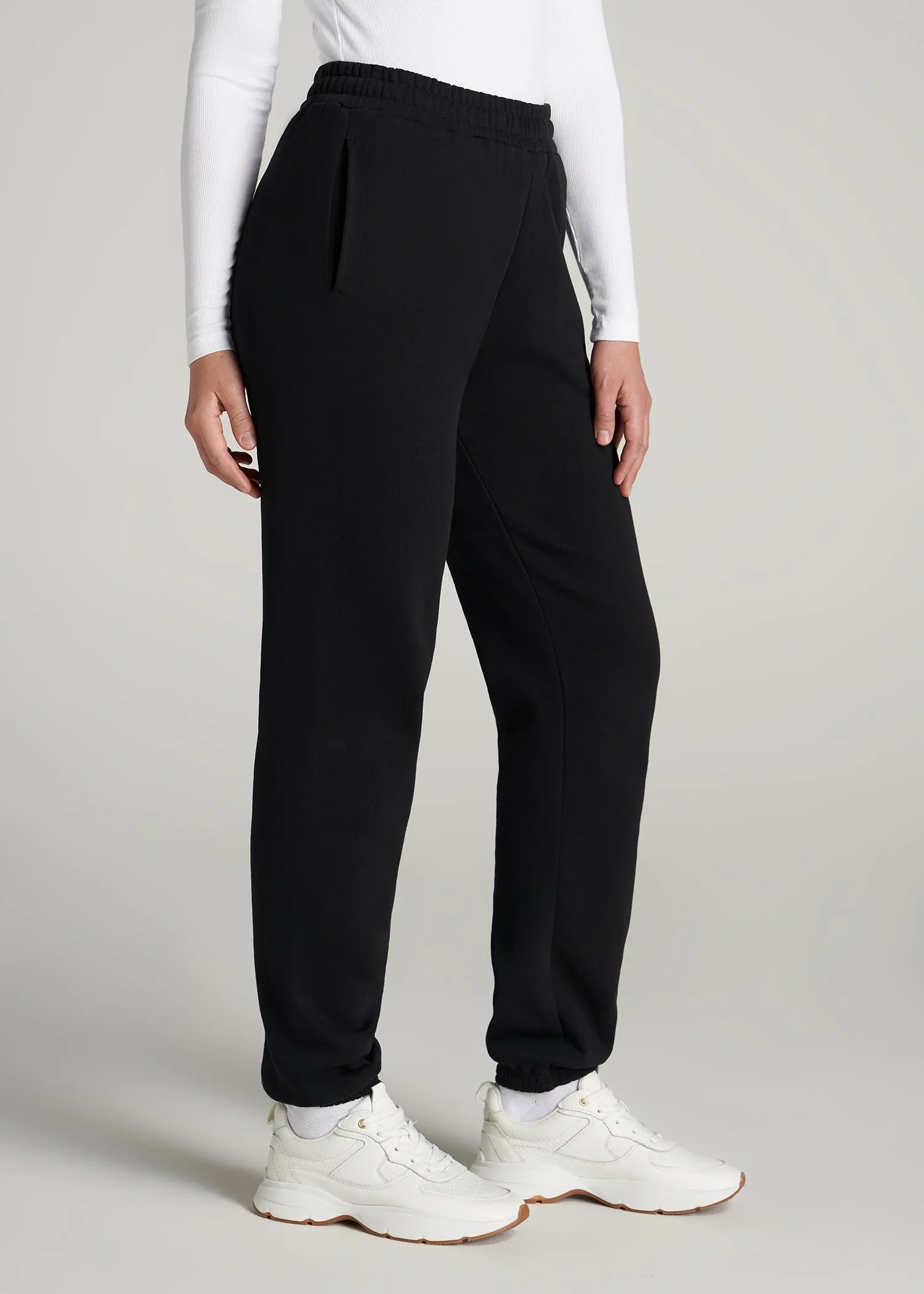 Wearever Fleece Relaxed Women's Tall Sweatpants in Black