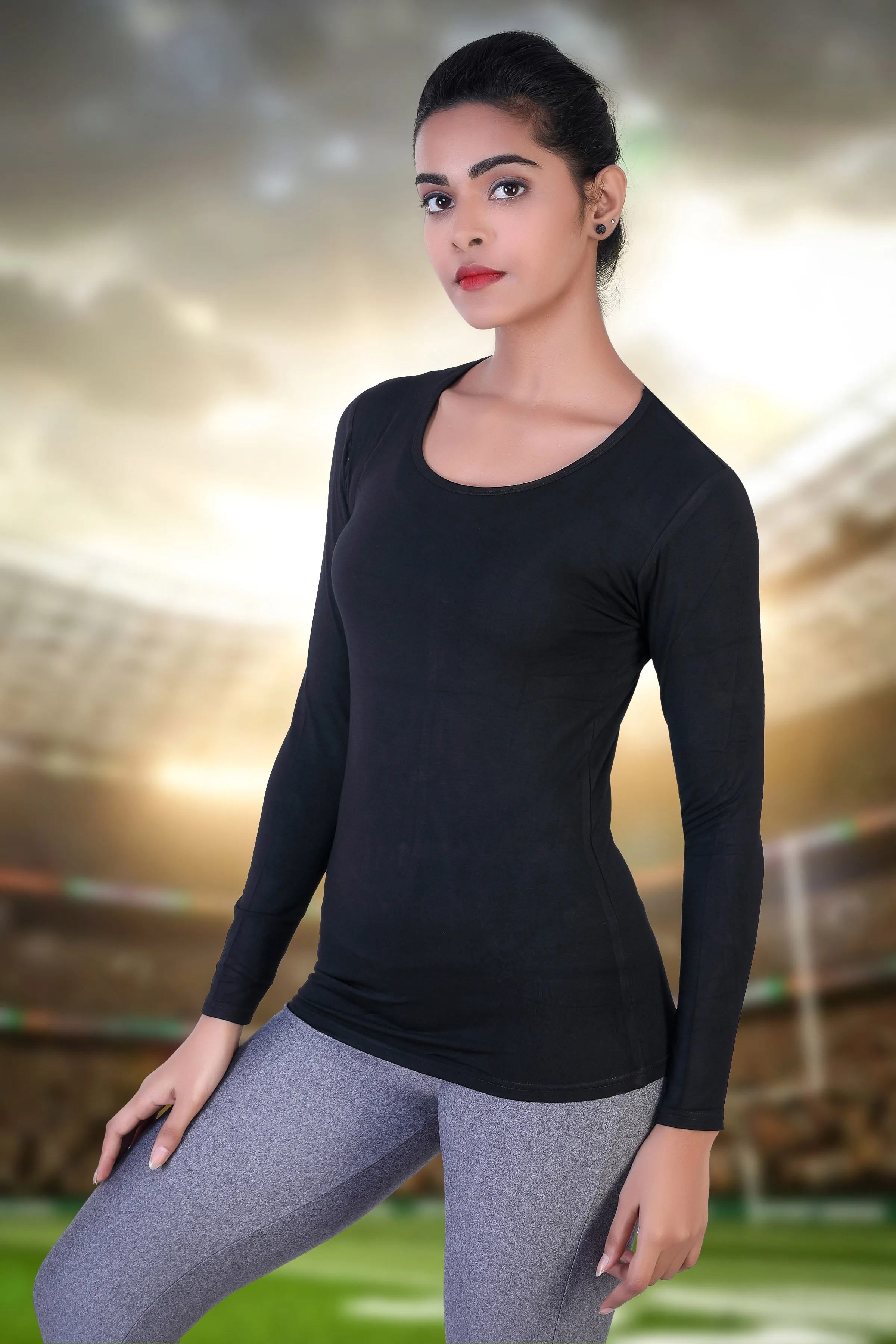 WOMEN'S ESSENTIAL BASIC LONG SLEEVES T-SHIRT