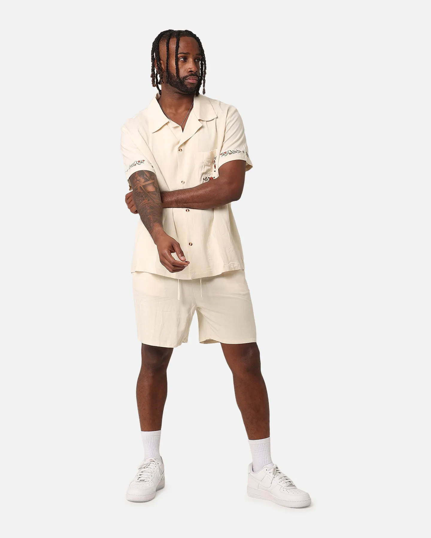 XXIII Ezrah Linen Shorts Off White