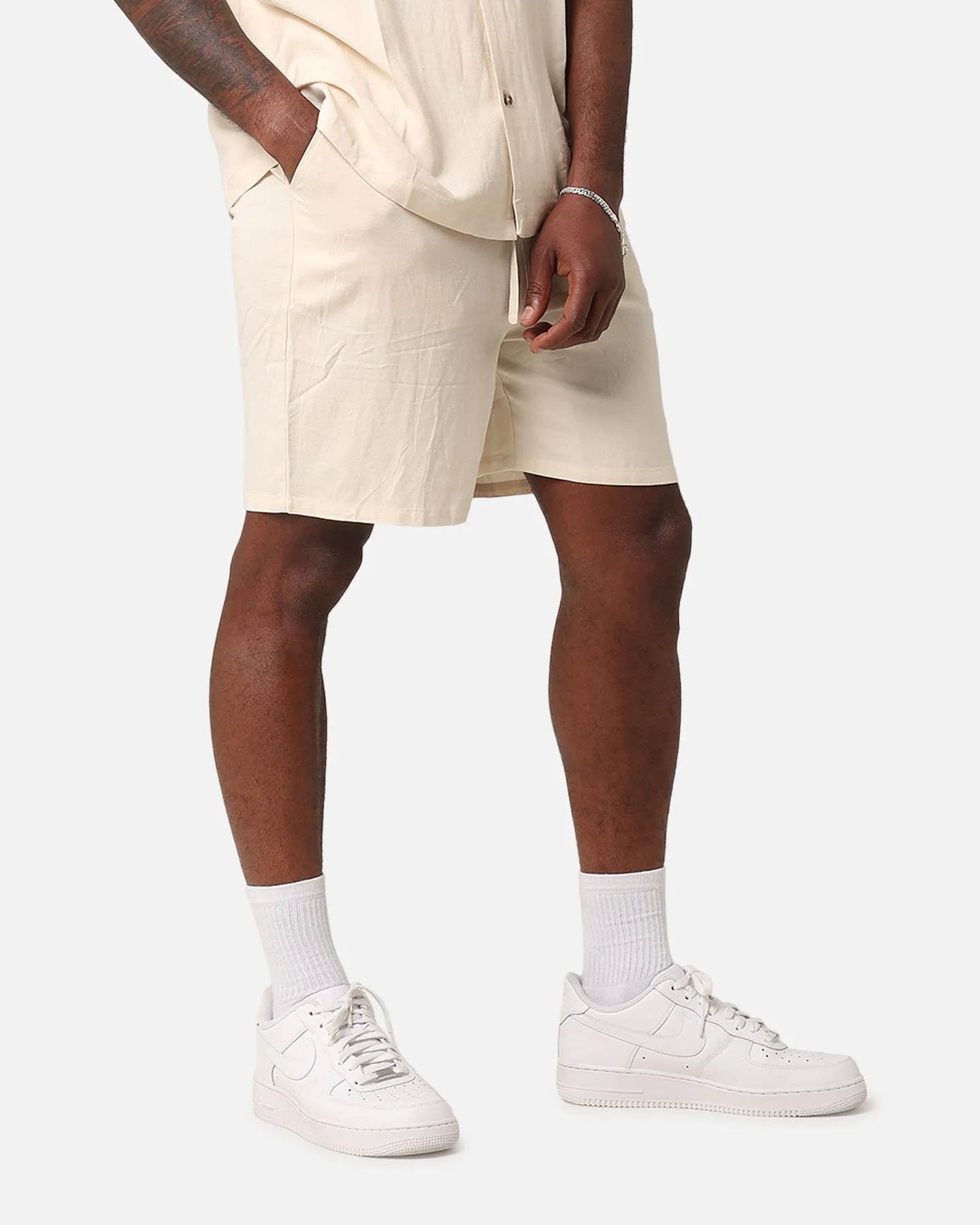 XXIII Ezrah Linen Shorts Off White