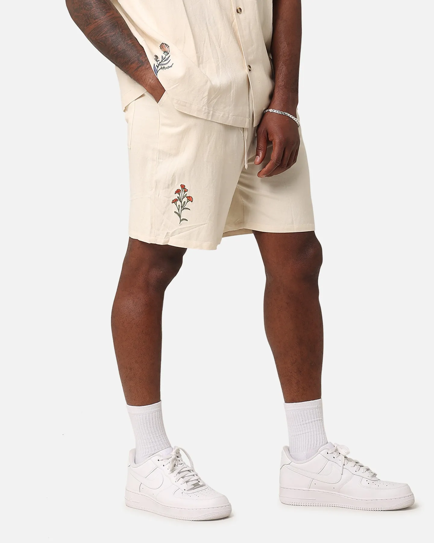 XXIII Serene Linen Shorts Off White