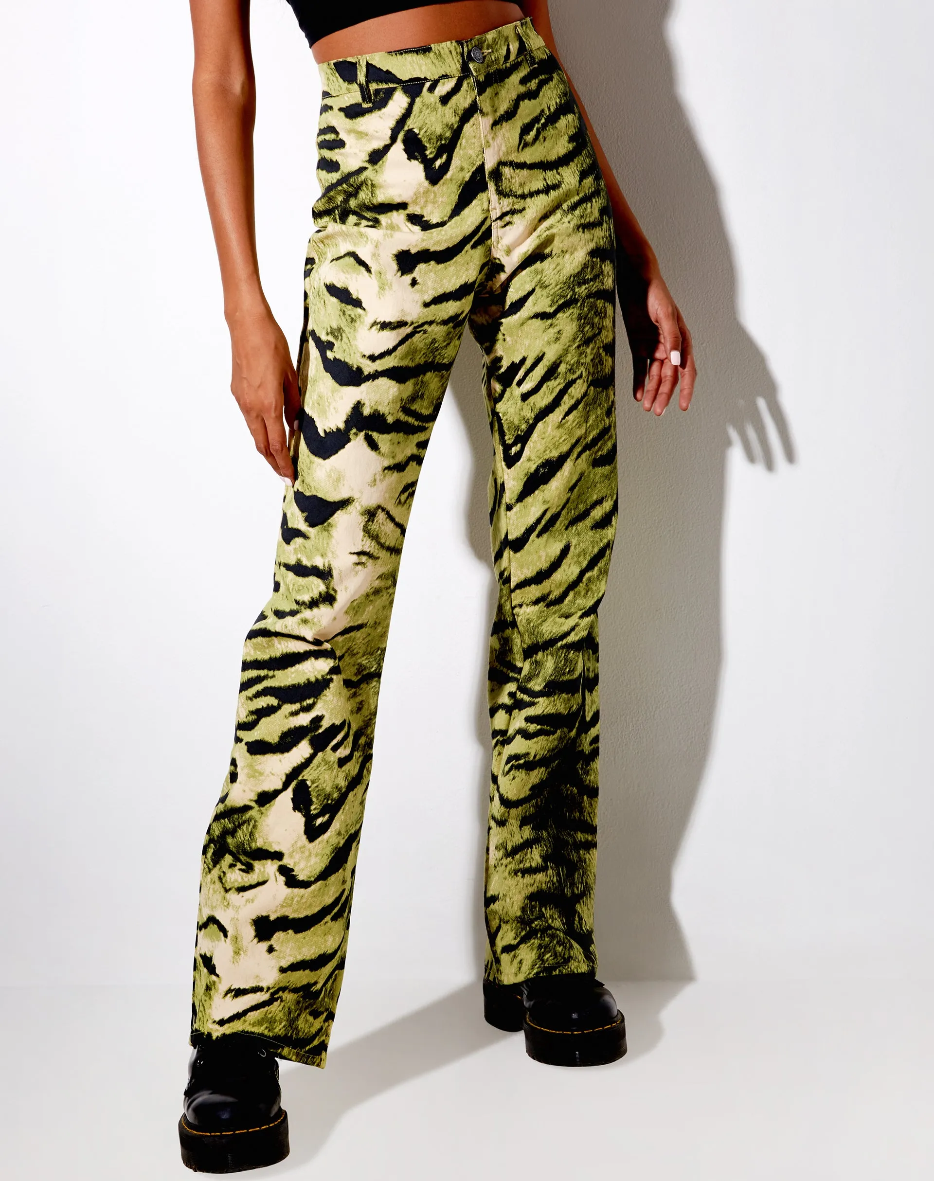 Zoven Flare Trouser in Tiger Full Khaki Placement